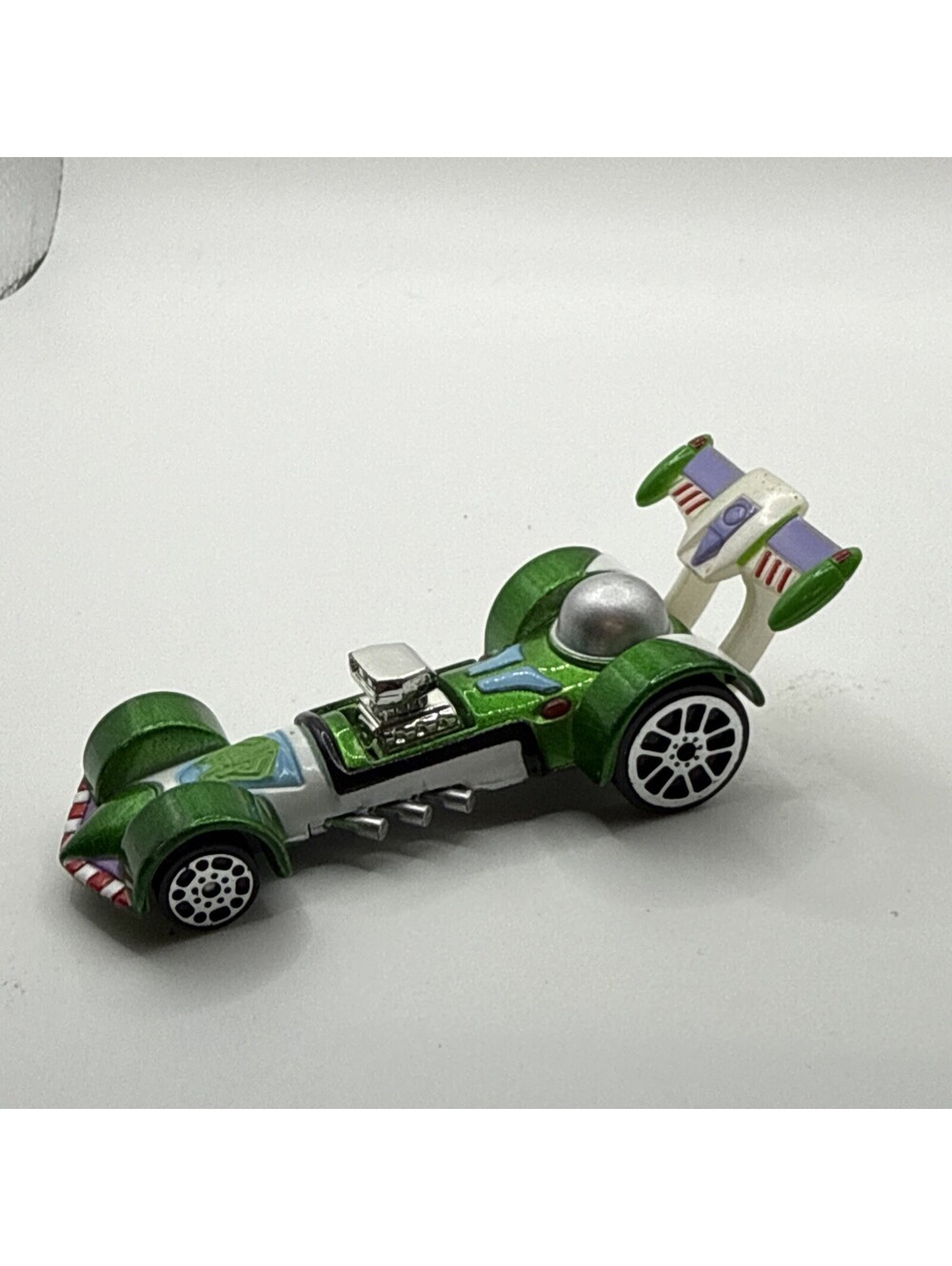 Disney Pixar Toy Story Buzz Lightyear Car Diecast Vehicle 1/64 Scale Wild Racer